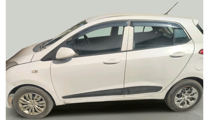 2015 Hyundai Grand i10 MAGNA 1.1 CRDI, Diesel, Manual, 1,49,718 km, exterior