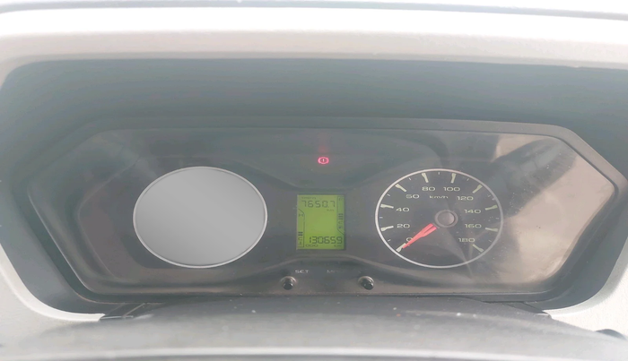 2018 Mahindra Scorpio S3, Diesel, Manual, 1,30,659 km, interior