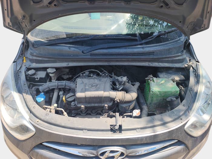 2015 Hyundai i10 MAGNA 1.1, Petrol, Manual, 1,17,497 km, exterior