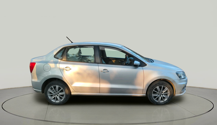 2016 Volkswagen Ameo HIGHLINE1.2L, Petrol, Manual, 91,733 km, exterior