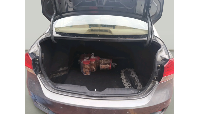 2016 Maruti Ciaz VDI+ SHVS, Diesel, Manual, 2,03,404 km, exterior