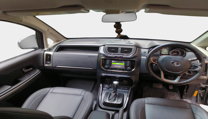 2018 Tata Hexa XTA 4X2 6 STR, Diesel, Automatic, 1,10,394 km, interior