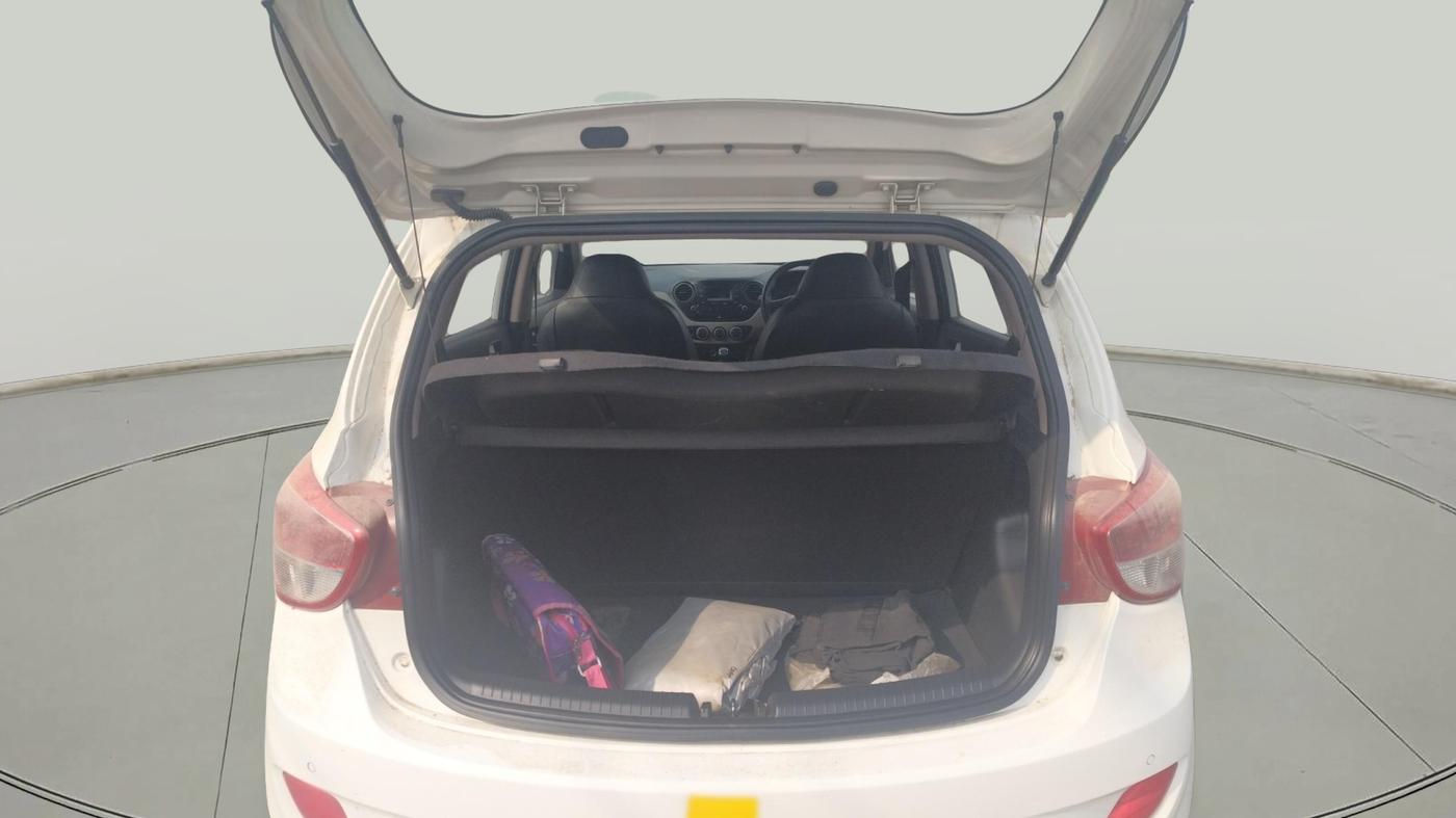 2016 Hyundai Grand i10 SPORTZ 1.2 KAPPA VTVT, Petrol, Manual, 82,762 km, exterior
