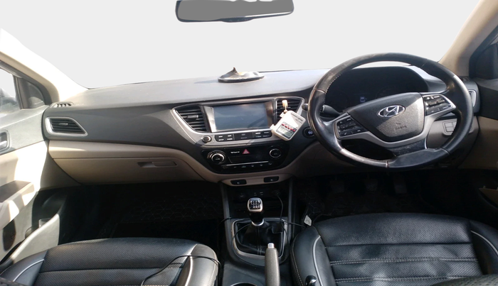 2018 Hyundai Verna 1.6 SX (O) CRDI MT, Diesel, Manual, 89,502 km, interior