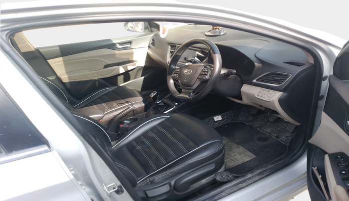 2018 Hyundai Verna 1.6 SX (O) CRDI MT, Diesel, Manual, 89,502 km, interior