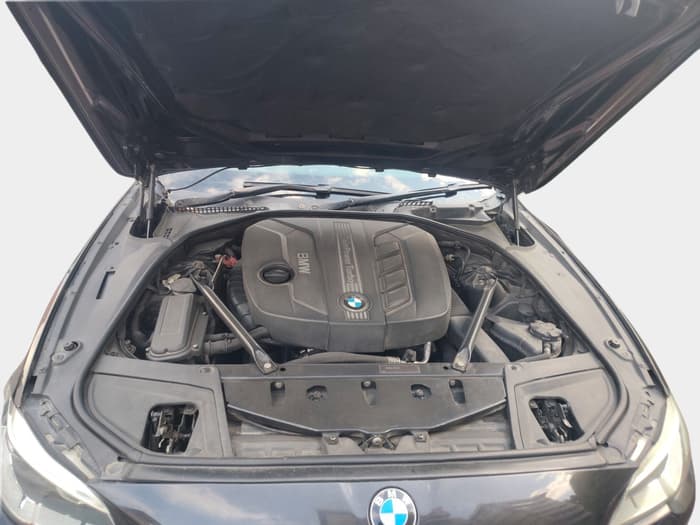 2014 BMW 5 Series 520D MODERN LINE, Diesel, Automatic, 1,12,696 km, exterior