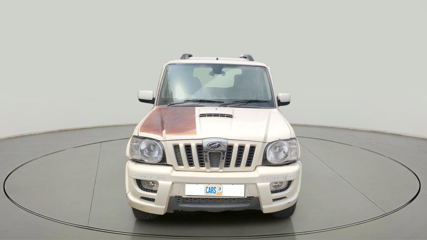 2013 Mahindra Scorpio VLX 4WD AIRBAG AT, Diesel, Automatic, 1,26,106 km, exterior
