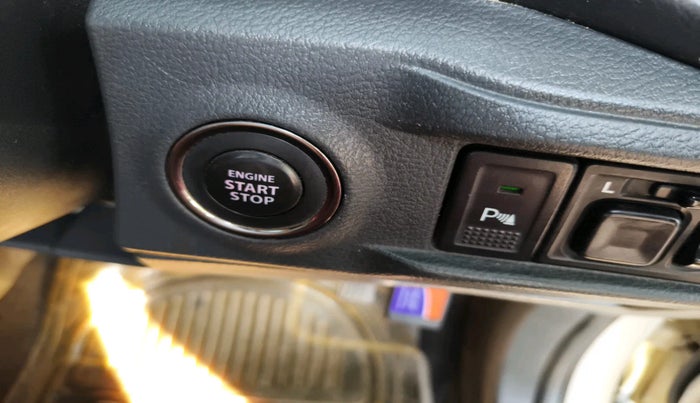 2017 Maruti Vitara Brezza ZDI PLUS, Diesel, Manual, 1,18,826 km, interior