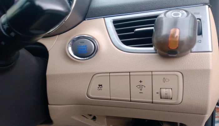 2013 Hyundai New Elantra 1.6 SX AT DIESEL, Diesel, Automatic, 72,997 km, interior