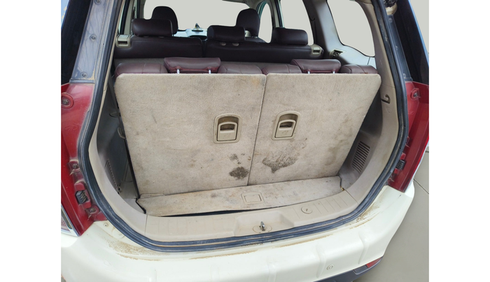 2017 Mahindra XUV500 W10, Diesel, Manual, 1,25,881 km, exterior