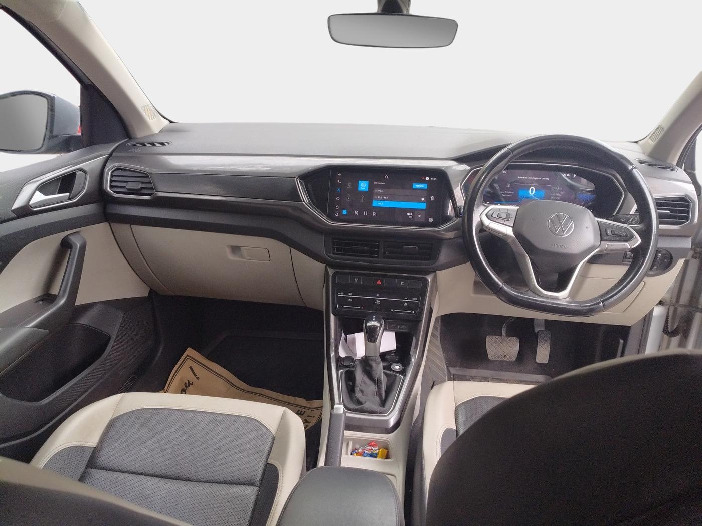 2022 Volkswagen TAIGUN TOPLINE 1.0 TSI AT, Petrol, Automatic, 69,419 km, interior
