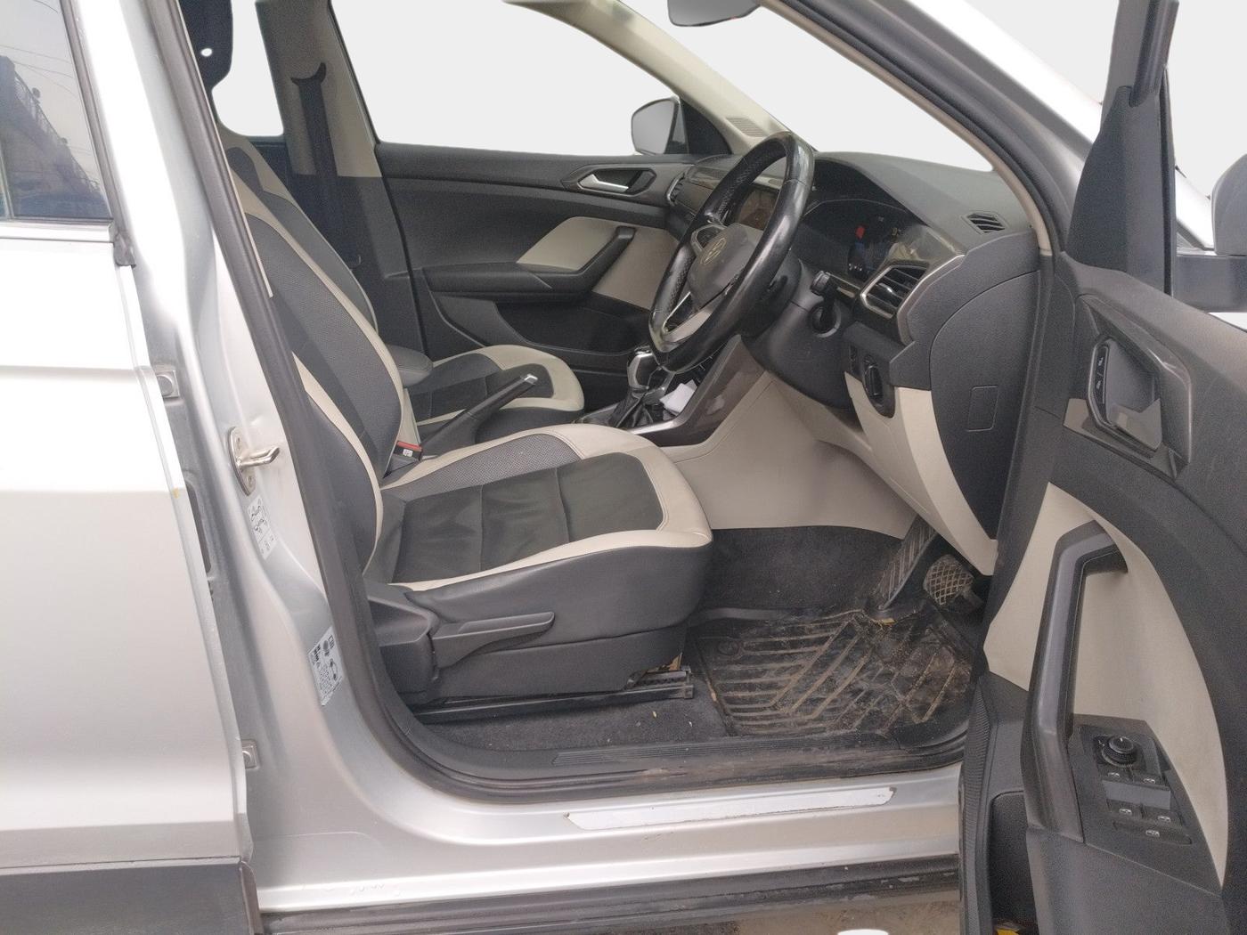 2022 Volkswagen TAIGUN TOPLINE 1.0 TSI AT, Petrol, Automatic, 69,419 km, interior