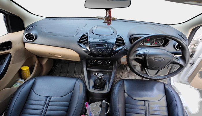 2015 Ford Figo Aspire AMBIENTE 1.2 PETROL ABS, Petrol, Manual, 1,70,295 km, interior