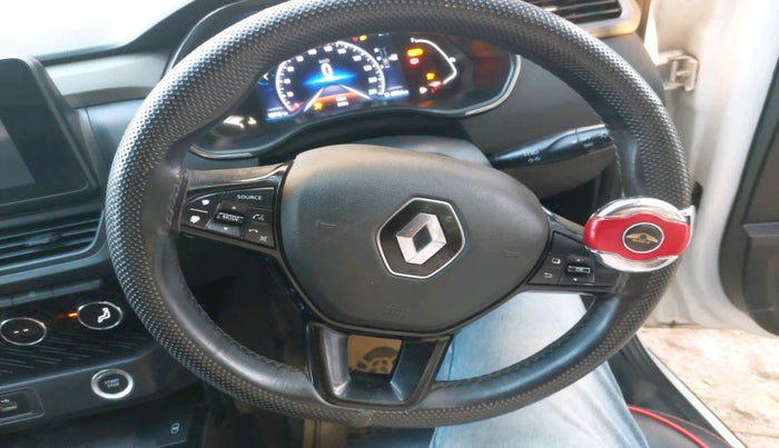 2021 Renault Kiger RXZ MT, Petrol, Manual, 80,710 km, interior