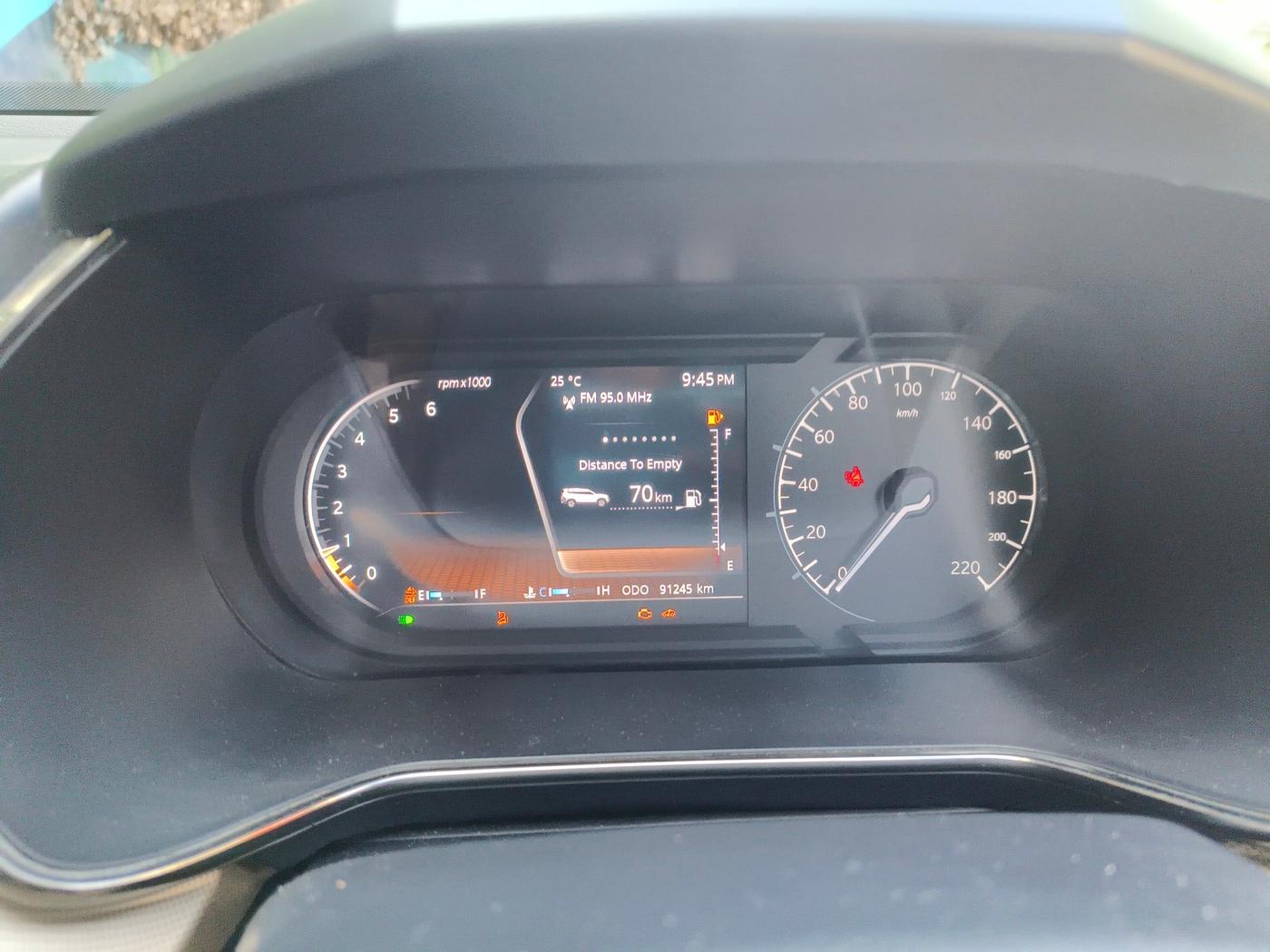 2022 Tata Safari XZ PLUS JET, Diesel, Manual, 91,245 km, interior