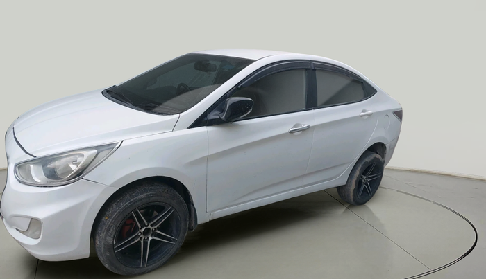 2014 Hyundai Verna FLUIDIC 1.6 CRDI EX, Diesel, Manual, 90,479 km, exterior