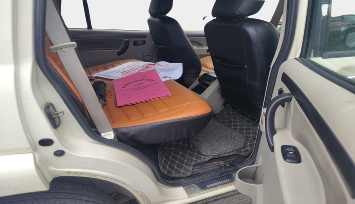 2021 Mahindra Scorpio S5, Diesel, Manual, 95,130 km, interior