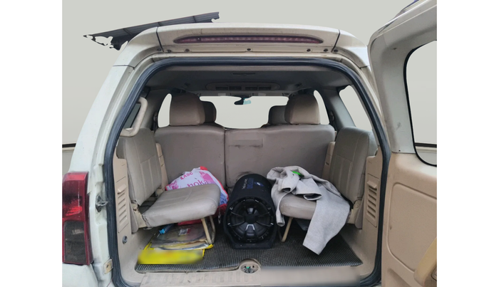 2014 Tata Safari Storme 2.2 VX 4X2, Diesel, Manual, 77,501 km, exterior