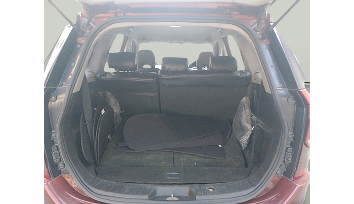 2018 Mahindra XUV500 W5, Diesel, Manual, 1,06,276 km, exterior