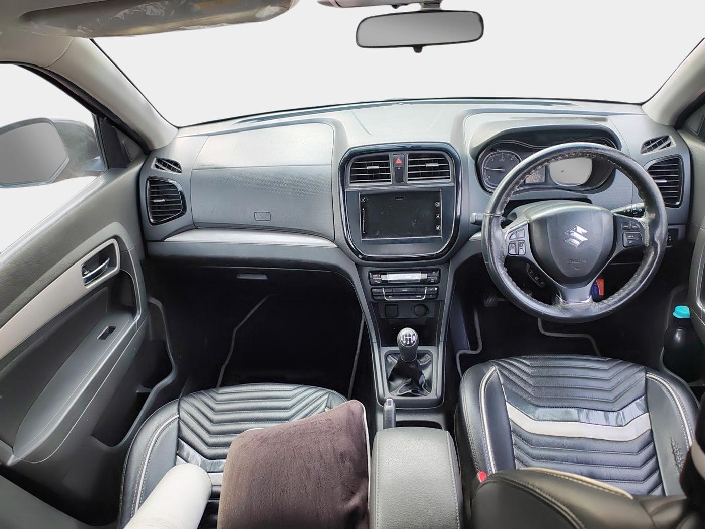 2016 Maruti Vitara Brezza ZDI PLUS DUAL TONE, Diesel, Manual, 91,421 km, interior