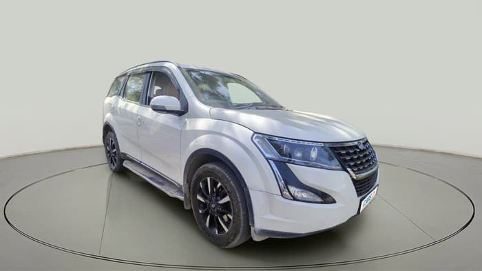 2019 Mahindra XUV500 W11, Diesel, Manual, 1,30,399 km, exterior