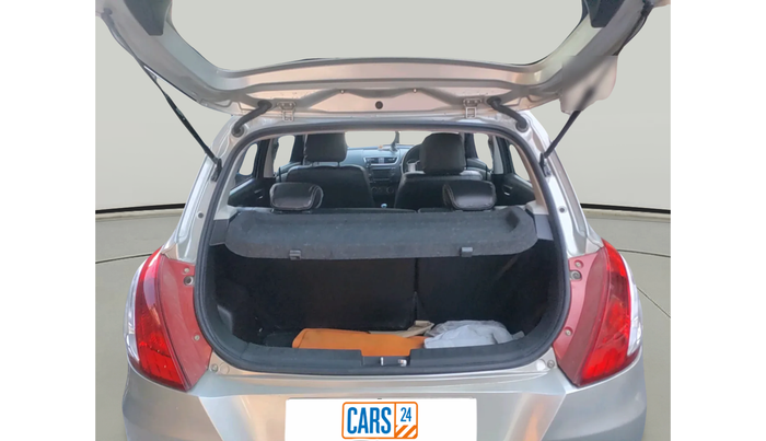 2015 Maruti Swift VXI, Petrol, Manual, 48,351 km, exterior