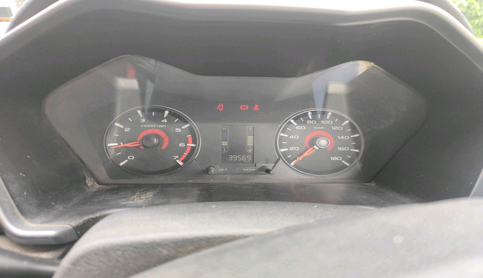 2018 Mahindra KUV 100 NXT K8 P 6 STR, Petrol, Manual, 39,569 km, interior