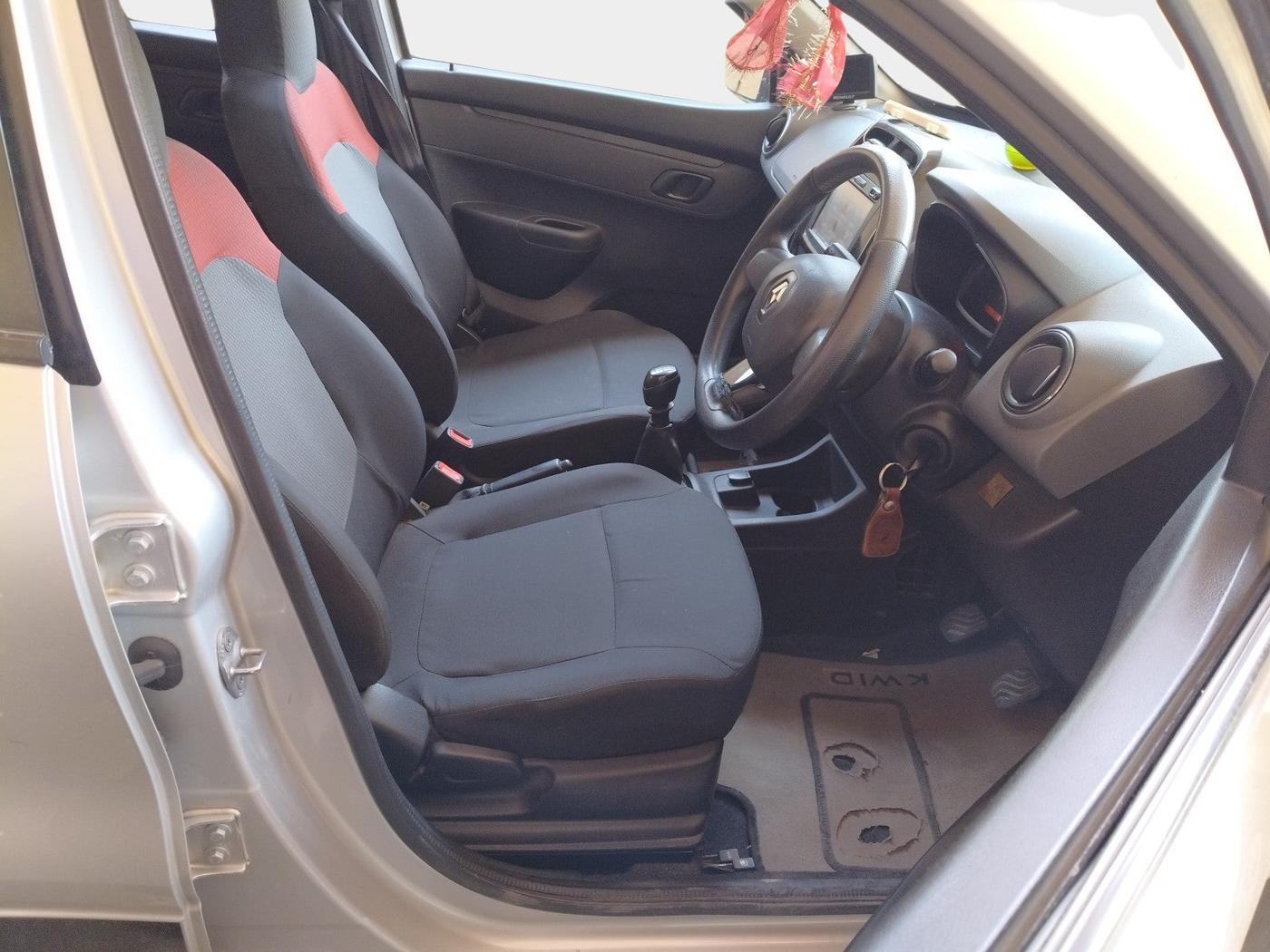 2017 Renault Kwid RXT 0.8, Petrol, Manual, 38,000 km, interior