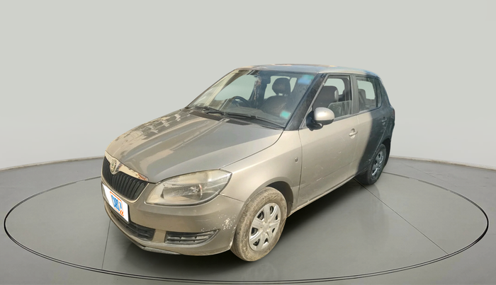 2011 Skoda Fabia AMBIENTE 1.2 MPI, Petrol, Manual, 1,31,107 km, exterior