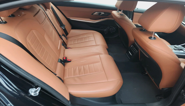 2024 BMW 3 SERIES GRAN LIMOUSINE 330Li M Sport, Petrol, Automatic, 10,802 km, interior