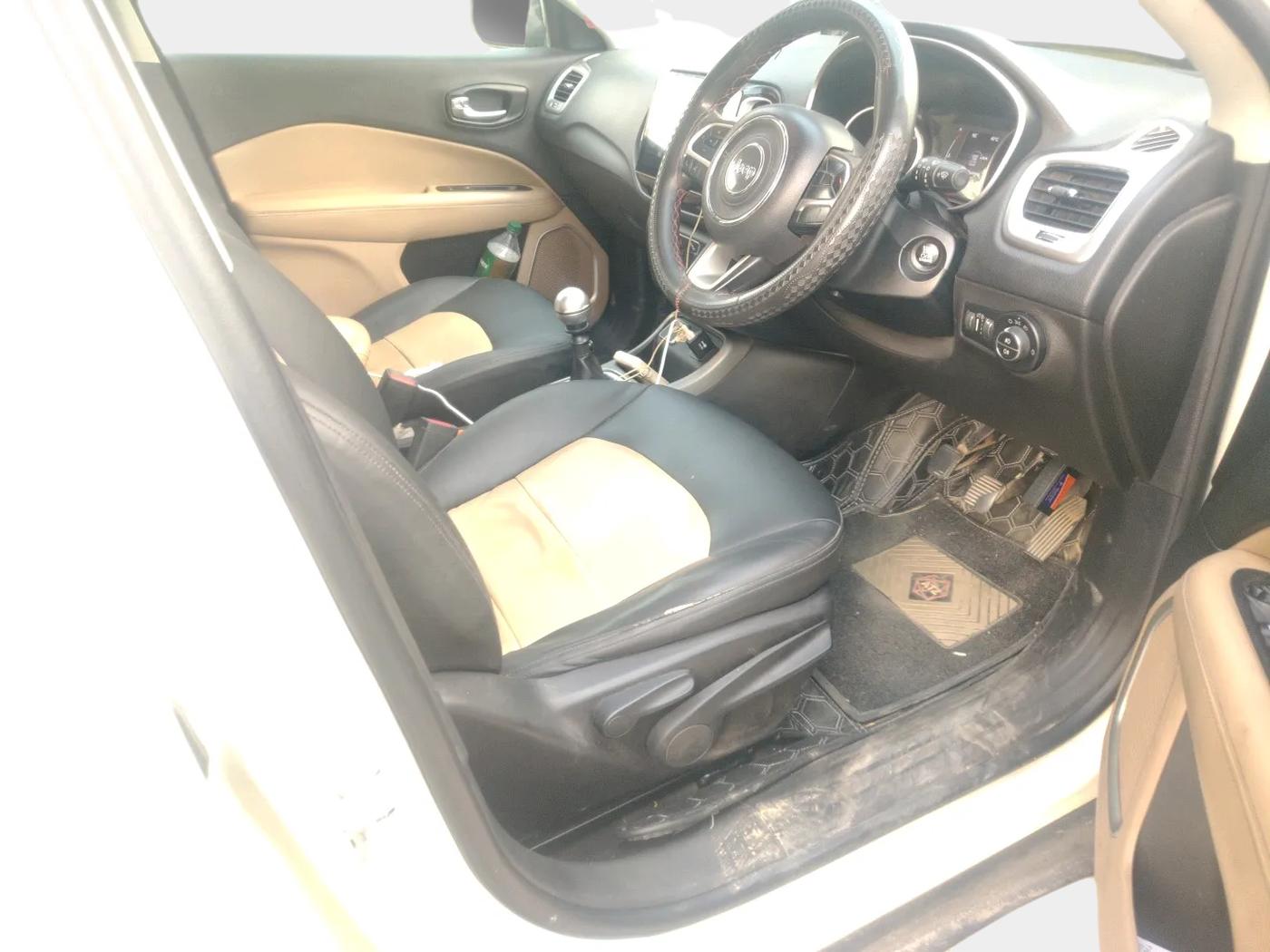 2017 Jeep Compass LONGITUDE 2.0 DIESEL, Diesel, Manual, 91,350 km, interior