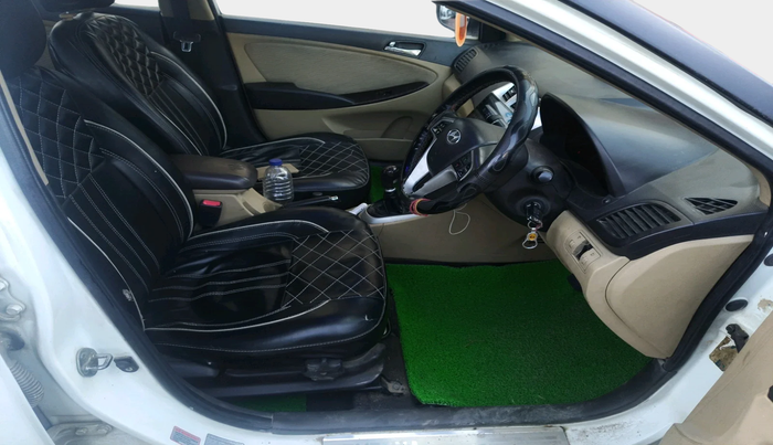 2012 Hyundai Verna FLUIDIC 1.6 CRDI SX, Diesel, Manual, 1,09,402 km, interior