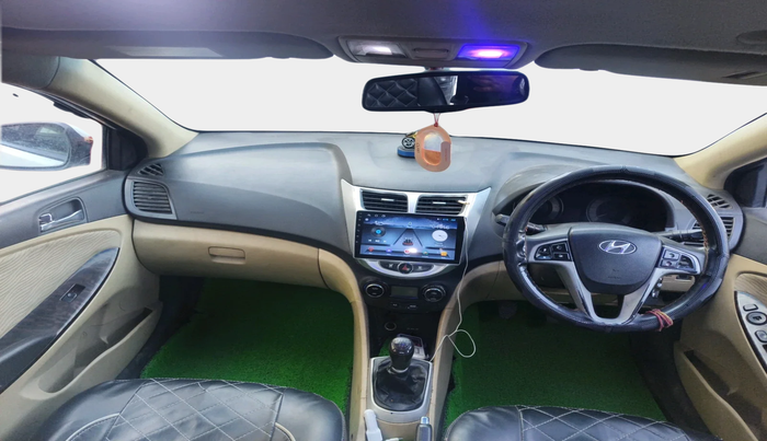 2012 Hyundai Verna FLUIDIC 1.6 CRDI SX, Diesel, Manual, 1,09,402 km, interior