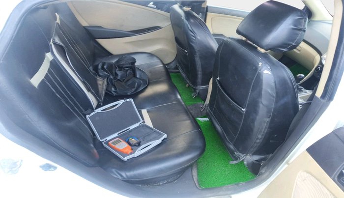 2012 Hyundai Verna FLUIDIC 1.6 CRDI SX, Diesel, Manual, 1,09,402 km, interior