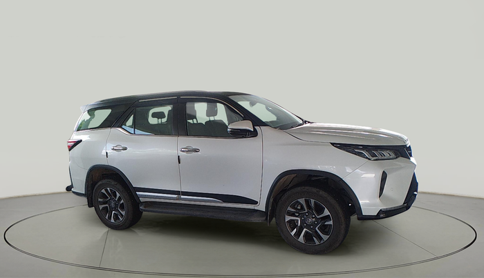 2023 Toyota Fortuner 4X4 AT 2.8 LEGENDER, Diesel, Automatic, 8,005 km, exterior