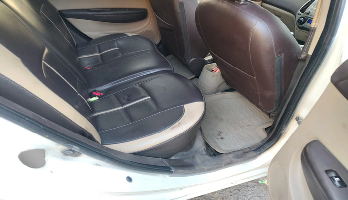 2011 Hyundai i20 SPORTZ 1.2, Petrol, Manual, 98,698 km, interior