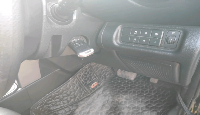 2022 Mahindra Thar LX D AT 4WD HT, Diesel, Automatic, 41,045 km, interior