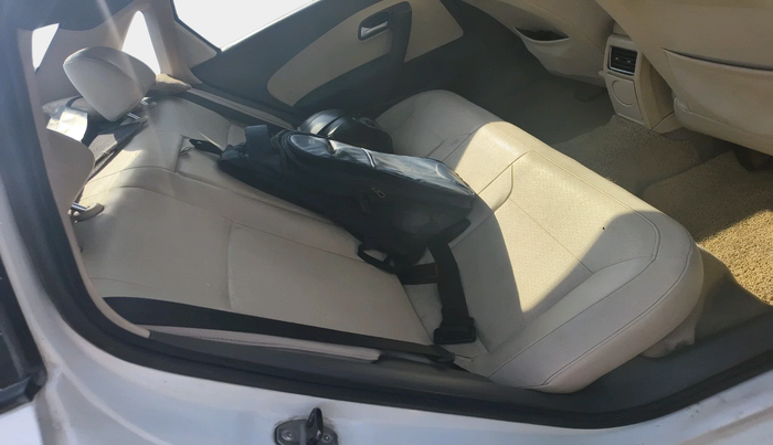 2014 Volkswagen Vento HIGHLINE DIESEL 1.6, Diesel, Manual, 58,169 km, interior