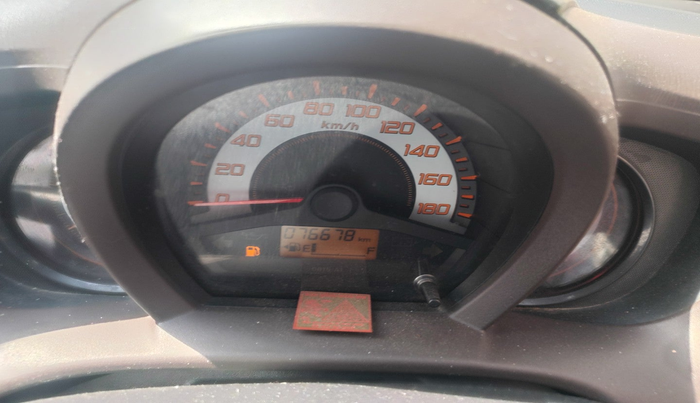 2013 Honda Brio V MT, Petrol, Manual, 76,700 km, interior