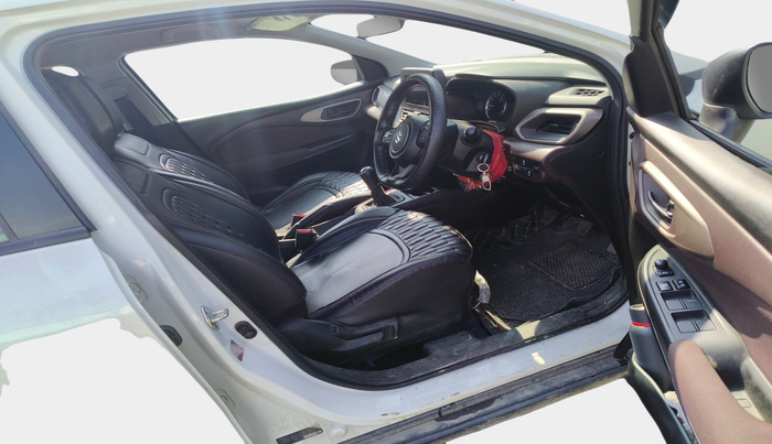 2023 Maruti FRONX DELTA PLUS 1.2MT, Petrol, Manual, 12,801 km, interior