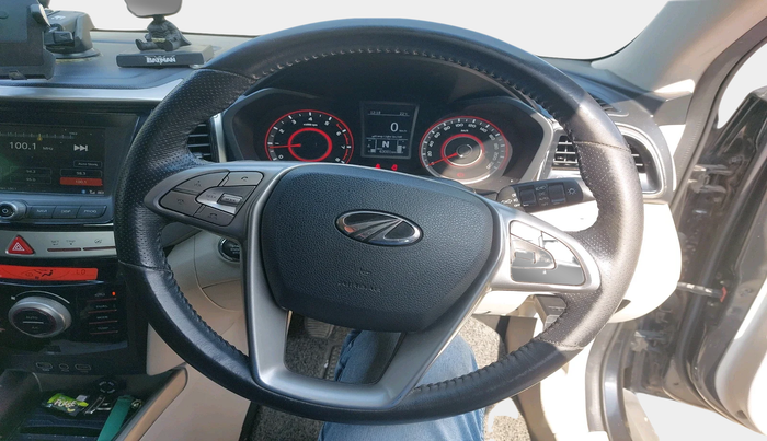 2019 Mahindra XUV300 W8 (O) 1.2 PETROL, Petrol, Manual, 63,001 km, interior