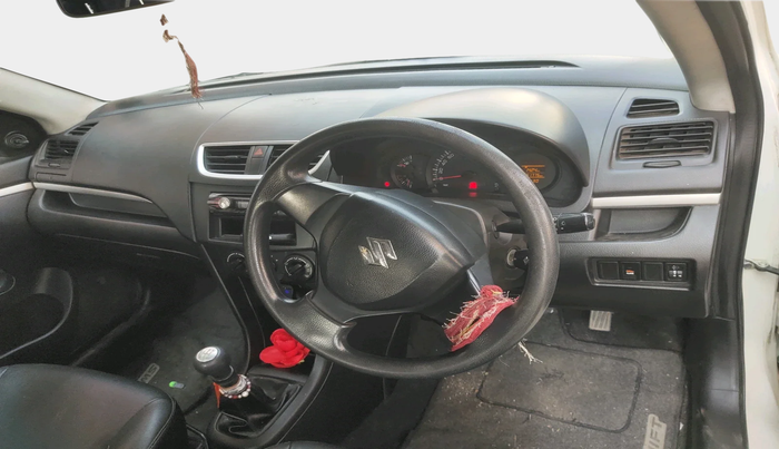 2015 Maruti Swift LXI (O), Petrol, Manual, 61,775 km, interior