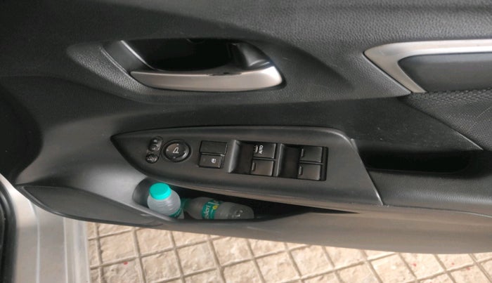 2016 Honda Jazz 1.5L I-DTEC VX, Diesel, Manual, 1,14,448 km, interior
