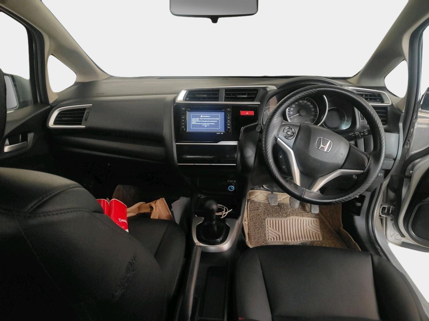 2016 Honda Jazz 1.5L I-DTEC VX, Diesel, Manual, 1,14,500 km, interior
