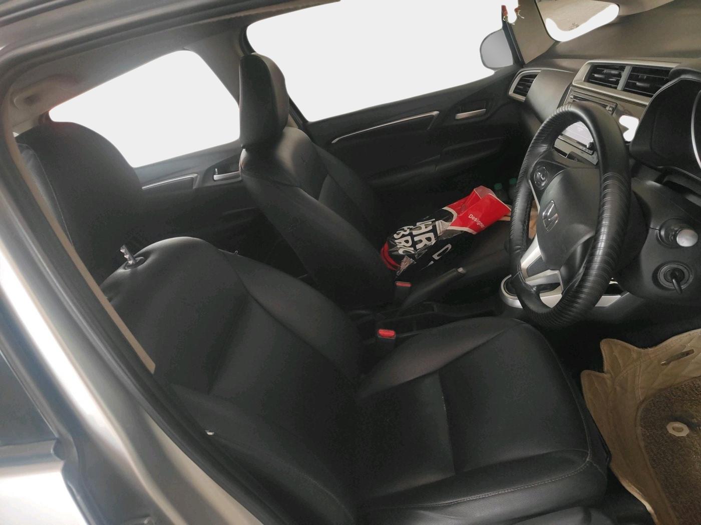 2016 Honda Jazz 1.5L I-DTEC VX, Diesel, Manual, 1,14,500 km, interior
