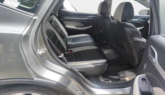 2022 MG ASTOR SUPER EX 1.5 MT, Petrol, Manual, 20,650 km, interior