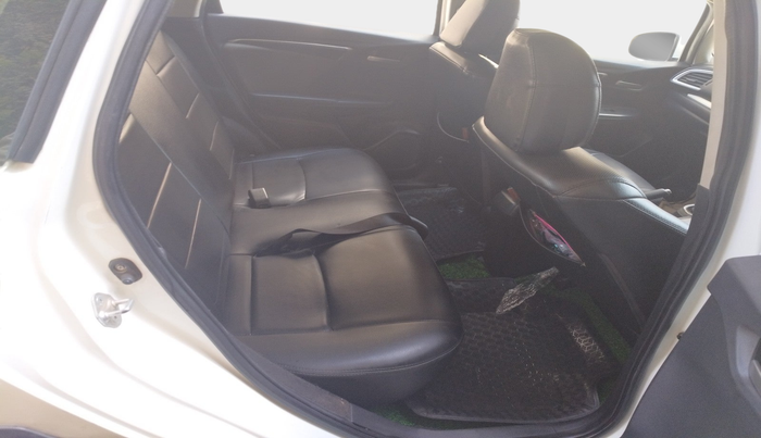 2019 Honda WR-V 1.5L I-DTEC VX MT, Diesel, Manual, 1,00,977 km, interior