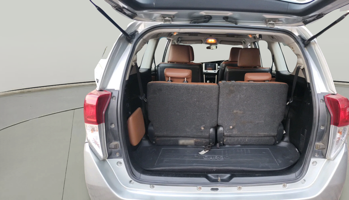 2016 Toyota Innova Crysta 2.8 ZX AT 7 STR, Diesel, Automatic, 1,50,258 km, exterior