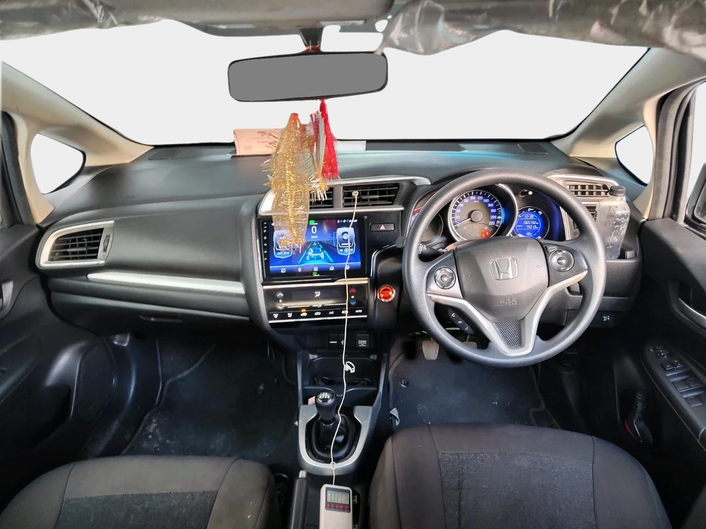 2018 Honda WR-V 1.5L I-DTEC VX MT, Diesel, Manual, 65,792 km, interior