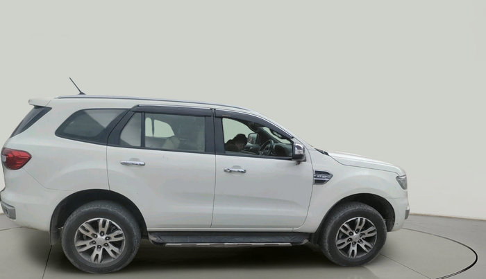 2018 Ford Endeavour TITANIUM 3.2 4X4 AT, Diesel, Automatic, 1,68,060 km, exterior